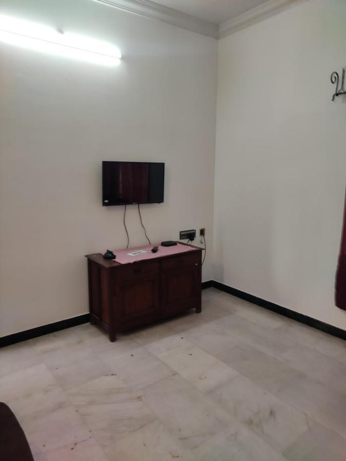 Villa Souhayl Homestay Пондичери Екстериор снимка